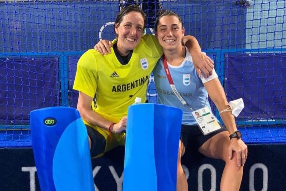 Belén Succi y Clara Barbieri, las dos arqueras que viajaron a Tokio con Las Leonas