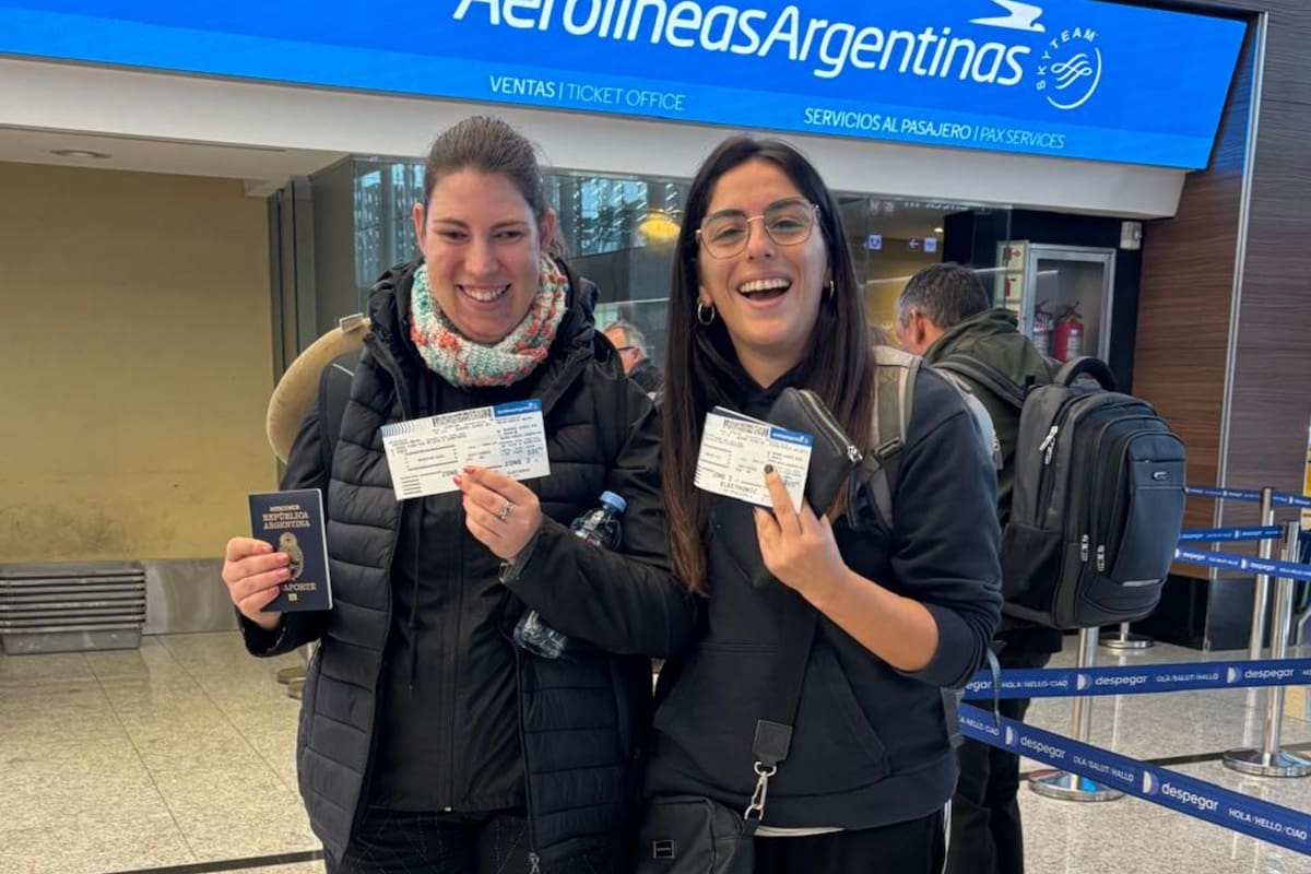Belén y Julieta antes de partir a España
