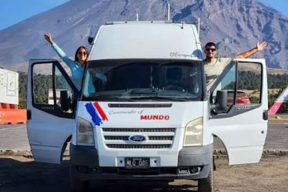 Belén y Martín en México, rumbo a Texas, en el marco de su viaje en motor home por América