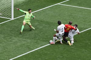 Egipto abrió el marcador con un misil, Bélgica empató con un gol en contra y en el final estuvo para los dos