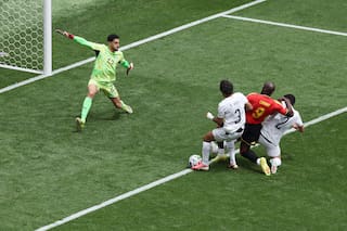 Egipto abrió el marcador con un misil, Bélgica empató con un gol en contra y en el final estuvo para los dos