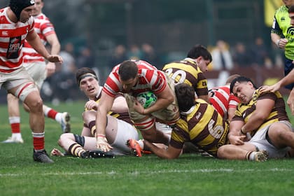 Belgrano y Alumni ofrecieron un partido apasionante por el Top 14 de la URBA