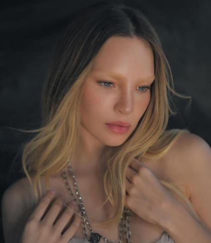 Belinda se dejará ver con una imagen muy diferente para su nuevo video