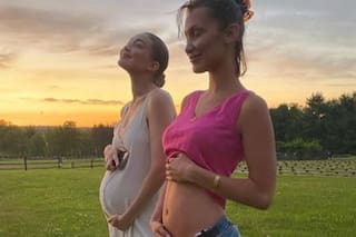 En las redes: la tierna foto de Bella y Gigi Hadid mostrando sus panzas