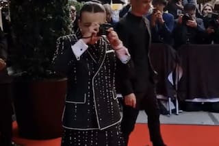 La actitud de Bella Ramsey en la MET Gala que hizo sonreír a un guardia de seguridad