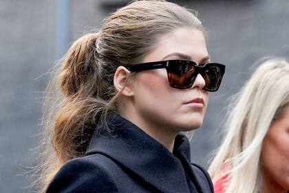 Belle Gibson ofrecía la solución a graves enfermedades a través de un plan de alimentación saludable en sus redes sociales, un libro y una aplicación