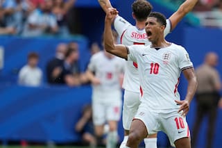Bellingham anota dos y mete a Inglaterra en semifinales del Mundial con 2-1 ante Noruega de Haaland