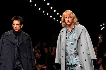 Ben Stiller y Owen Wilson desfilaron en el desfile de Valentino en París como parte de la filmación de Zoolander 2, la película donde interpretan a dos modelos