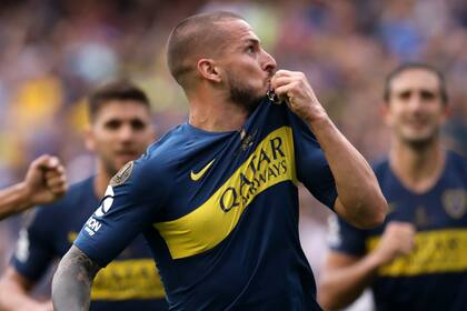 Benedetto se iría a Olympique de Marsella por alrededor de 16 millones de euros