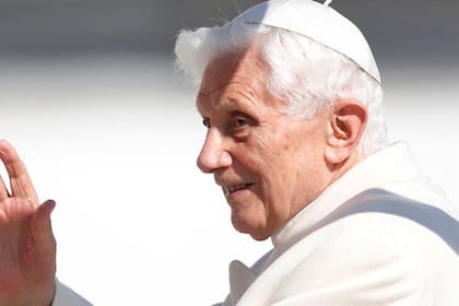Reportaron desde una cuenta falsa la muerte de Benedicto XVI.