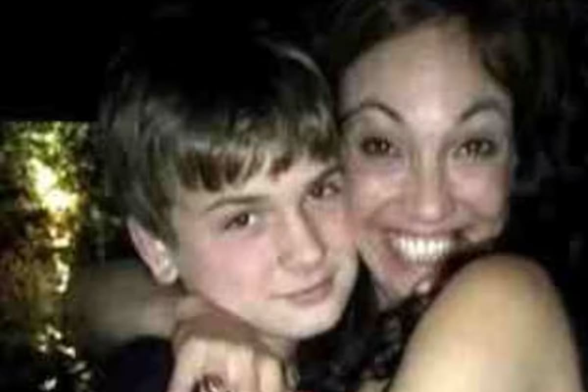 Benicio, el hijo de Ernestina Pais, compartió una dulce foto que se tomó con Rochi Igarzabal, una de las personas más cercanas a su madre (Foto: INstagram)