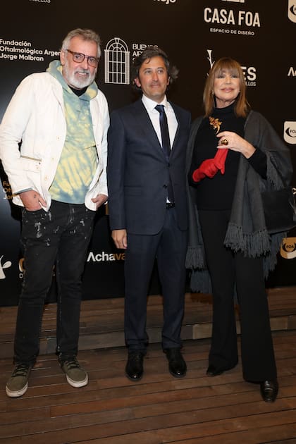 Benito Fernández, Juan Blas Fernández, gerente general de Casa FOA, y Mora Furtado
