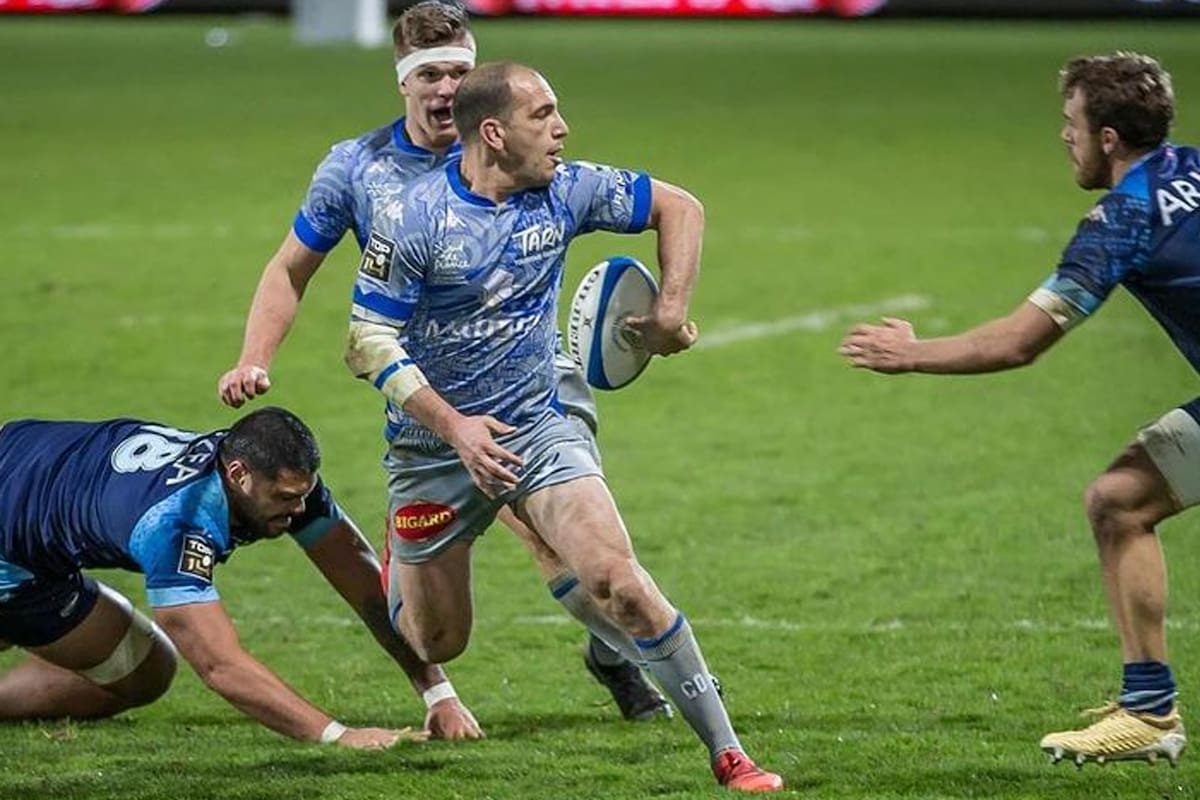 Benjamín Urdapilleta y un "pase de magia" en el Top 14; es la gran figura de Castres y con 35 años todavía lo consideran entre los mejores del torneo francés