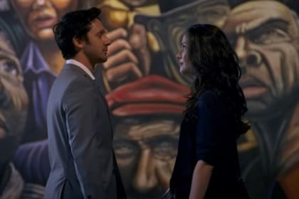 Benjamín y Natalia protagonizaron Entre caníbales (Captura video)