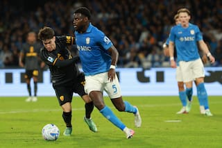 La Roma frena al Napoli con empate dramático. Dortmund vence al Frankfurt
