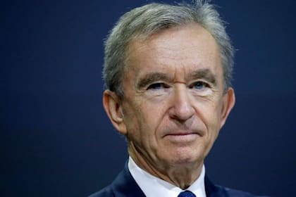 Bernard Arnault es el presidente de LVMH, la mayor empresa de artículos de lujo del mundo