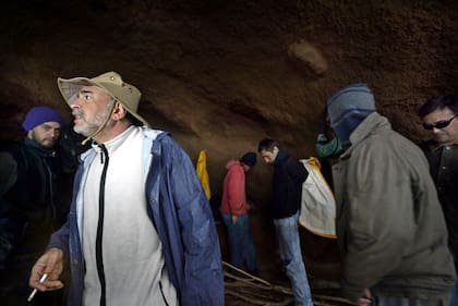 Bernard Keiser en su búsqueda del tesoro en la isla Robinson Crusoe