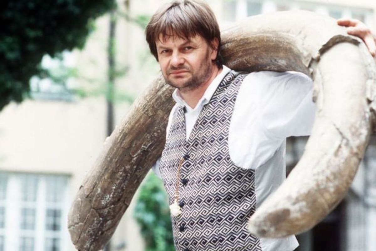 Bernard von Bredow vivía en Paraguay desde 2018. En su adolescencia en Alemania se hizo famoso por haber descubierto un mamut de 40.000 años de antigüedad