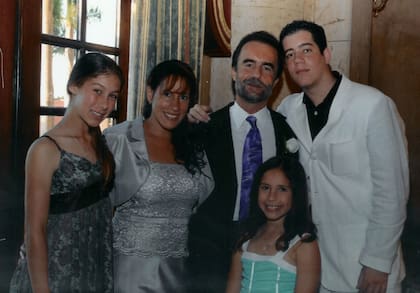 Bernd Wollschlaeger con su esposa e hijos en Florida en 2007