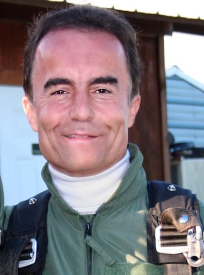 Bernd Wollschlaeger creció admirando a su padre, un comandante nazi