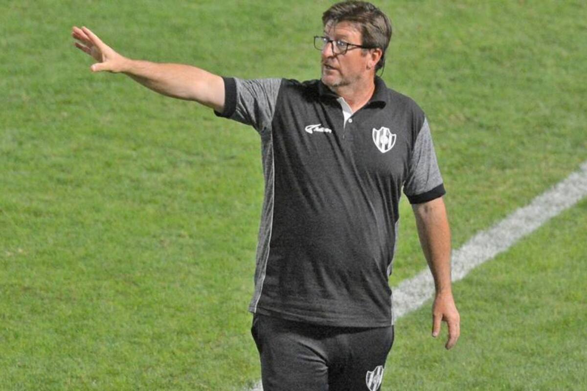 Berti dejó su cargo anoche luego de la derrota ante Colón de Santa Fe