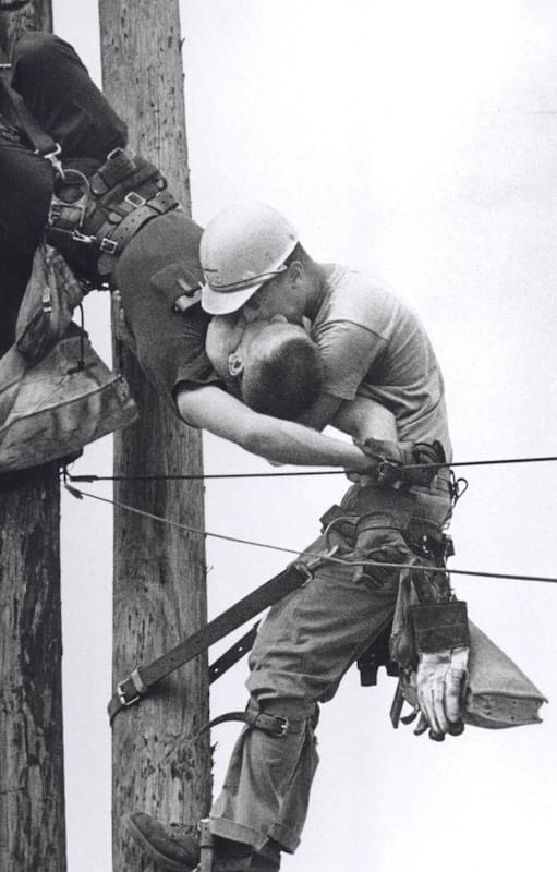 "Beso de la vida", de Rocco Morabito, ganó el Premio Pulitzer de 1968
