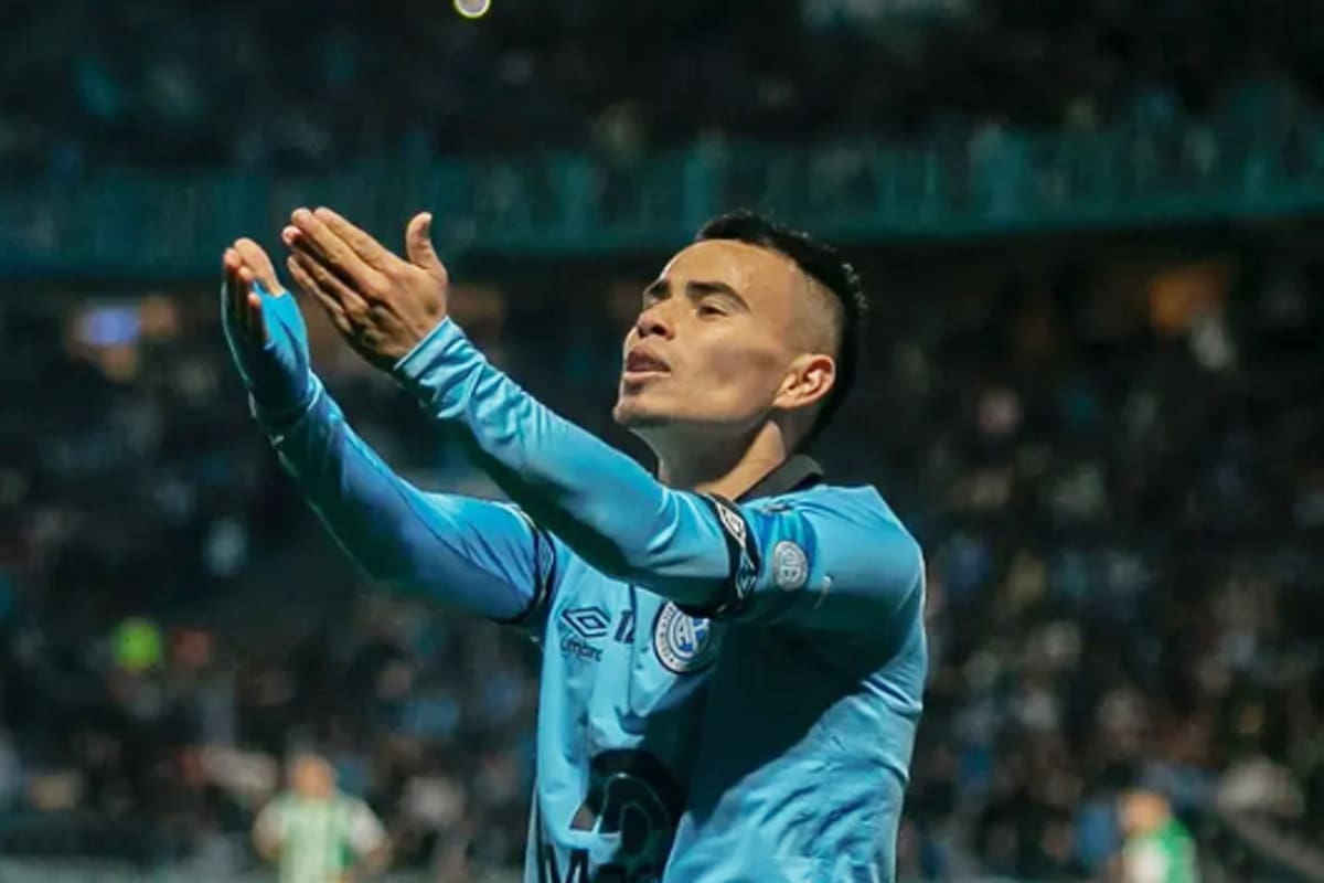 Besos celestes, el mensaje de Lucas Zelarayan