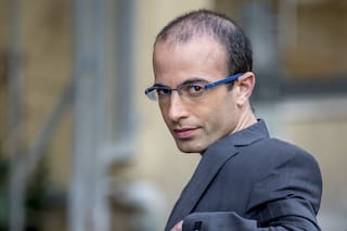 Yuval Harari: "Nunca debemos subestimar la estupidez humana"