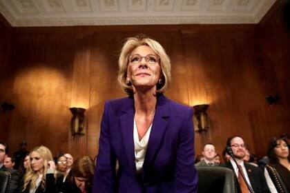 Betsy DeVos es la quinta integrante del gabinete de Donald Trump en dejar su cargo tras los incidentes en el Capitolio.