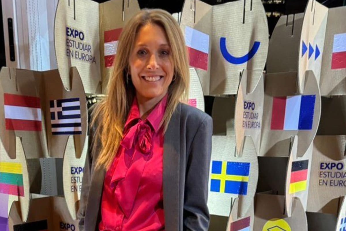 Bettina Angeletti, la esposa del jefe de Gabinete, Manuel Adorni