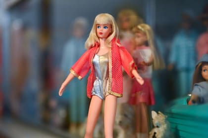 Bettina Dorffman acumula más de 18 mil muñecas de Mattel