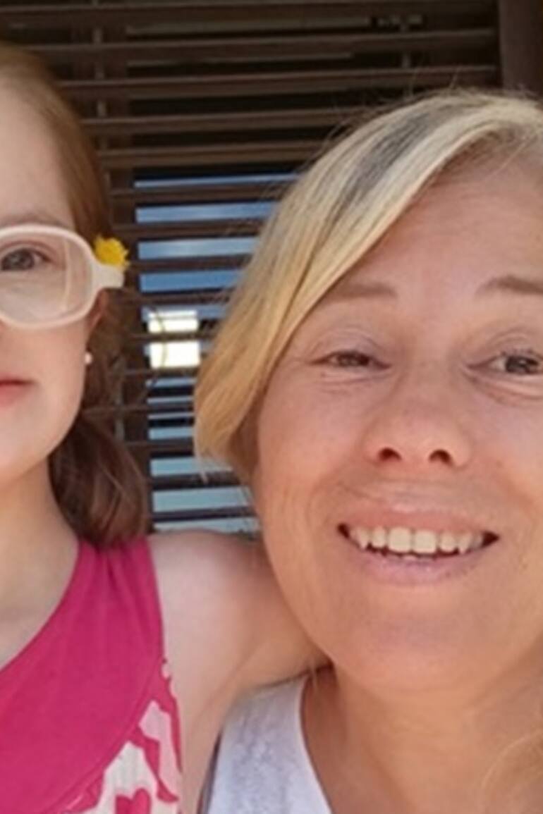 Bettina junto a su hija Delfi.