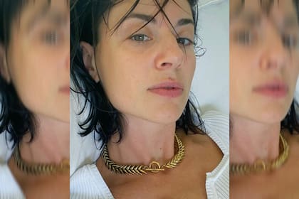 Bevza luciendo el collar inspirado en el trigo