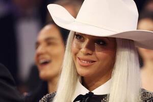 Beyoncé en los Grammy 2024