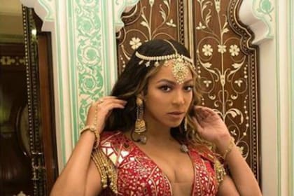 Beyoncé mostró los cambios de ropa que usó para el show que hizo en la recepción