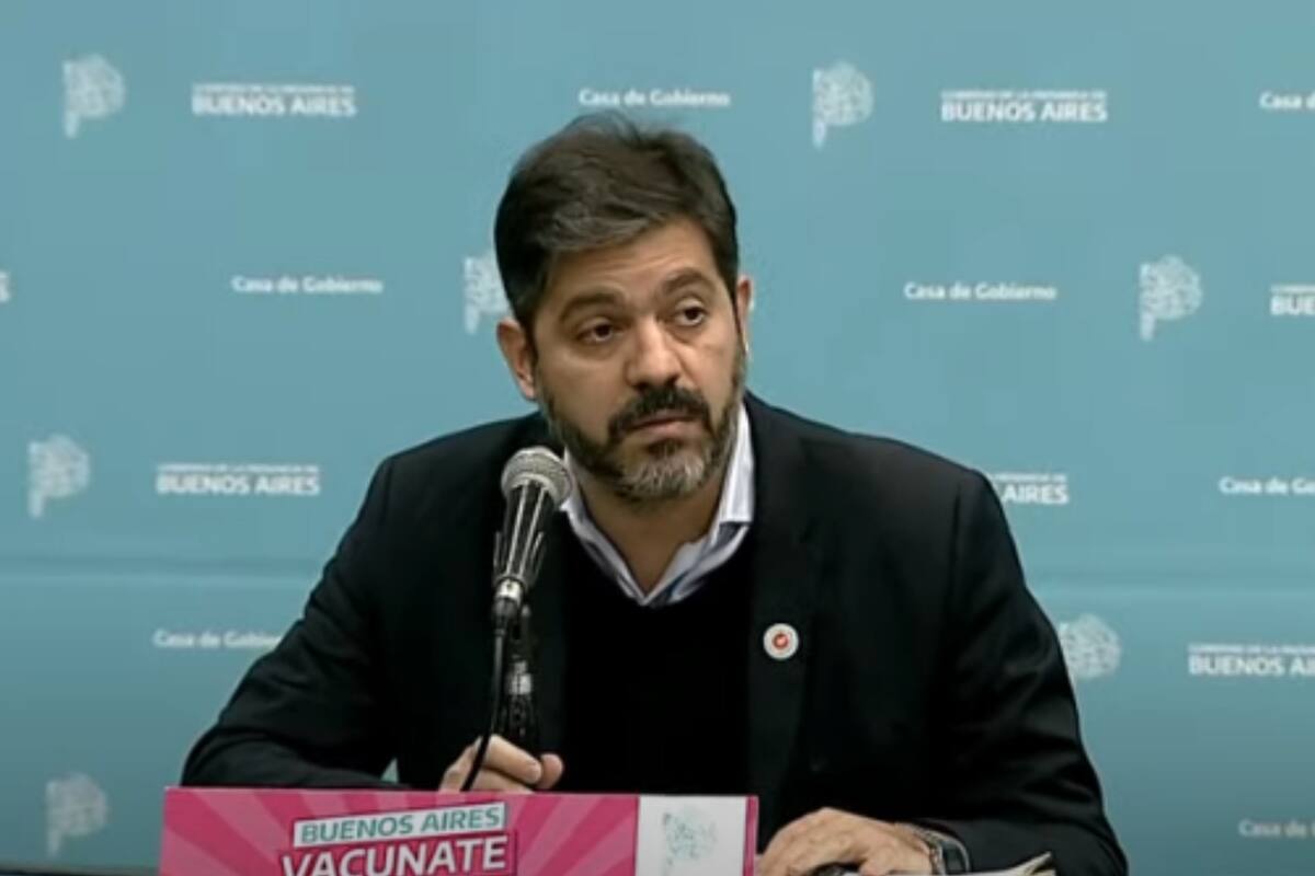 Bianco, en la conferencia de prensa de esta mañana, en La Plata