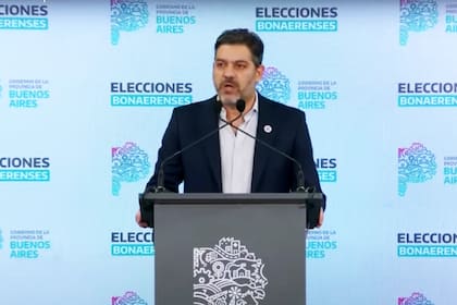 Bianco en la conferencia en el centro de cómputos