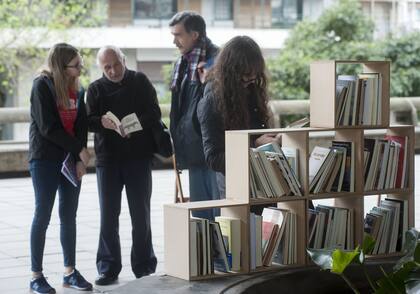 Bibliotecas ambulantes para lectores curiosos