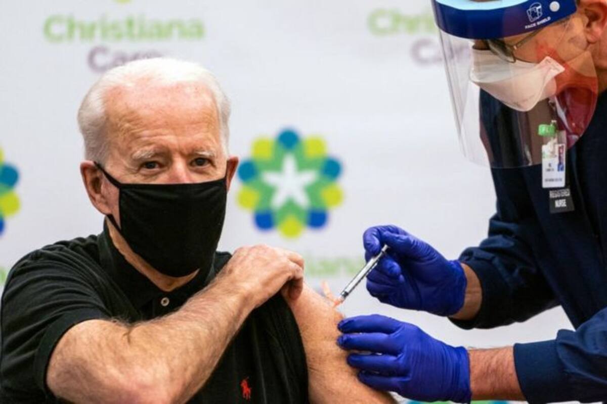 Biden anunció que recibirá la vacuna de refuerzo de Pfizer por ser mayor de 65 años