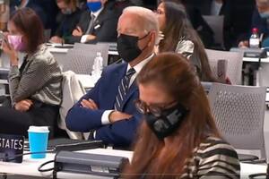 Biden se mostró cansado en la previa a su participación