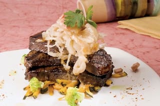 Bife de chorizo con chucrut