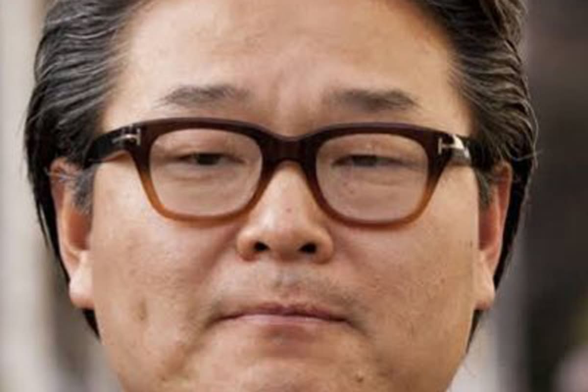 Bill Hwang
