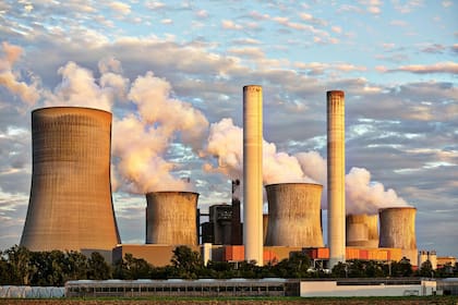 Bill Gates adelantó que la IA no podrá controlar las fuentes de energía, sería peligroso para la humanidad