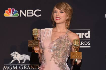 Taylor Swft fue elegida como la artista femenina top, al igual que su álbum Reputation