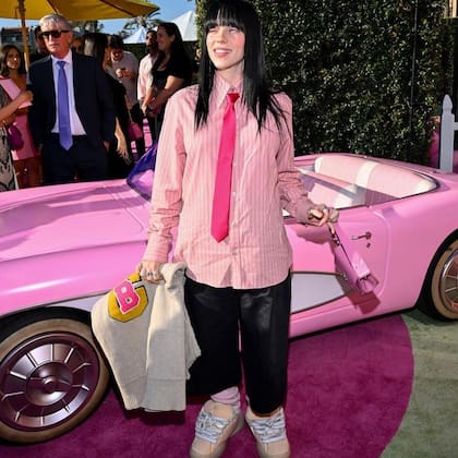 Billie Eilish y su look inspirado en Ken