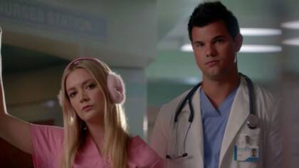Billie Lourd y Taylor Lautner, amor dentro y fuera de la pantalla chica