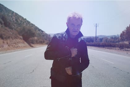 Billy Idol, en el video de su nueva canción