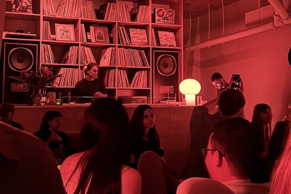 Bimbi Nilo, en Recoleta, es uno de los más populares listening bar de Buenos Aires