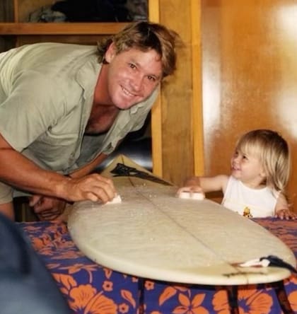 Bindi y Robert Irwin tenían 8 y 2 años respectivamente cuando su padre falleció (Instagram/@terriirwincrikey)