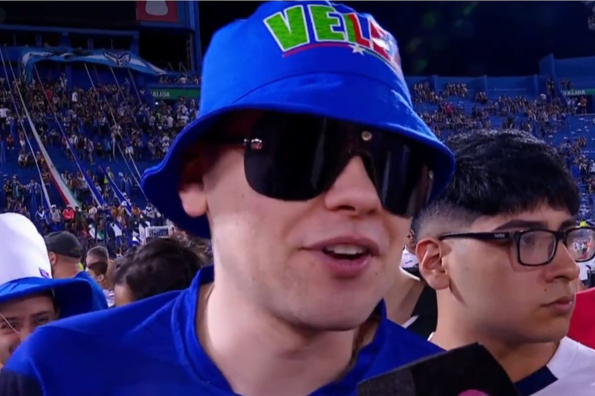 Bizarrap estuvo presente en el festejo de Vélez campeón